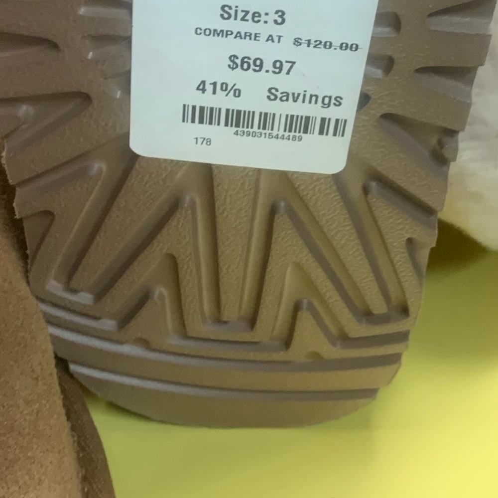 UGG suede and sweater boots - Picture 4 of 7